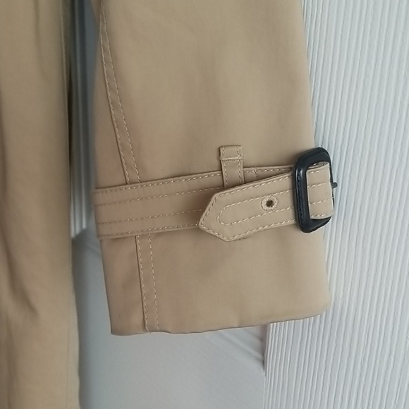 Aritzia Babaton Olivier Trench Coat - Picture 5 of 7